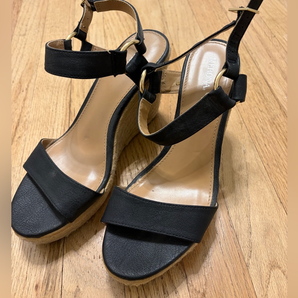 Merona Black Wedge Sandals
